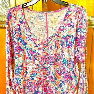 lily Pulitzer active size medium shirt